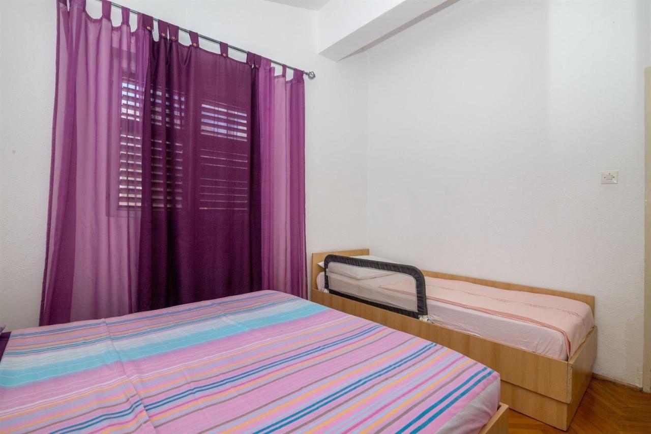 Apartments Tolj 伊格拉恩 外观 照片